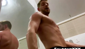 Muscular jock Johnny Ford works out and jerks off in jockstraps