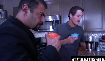 Muscular Draven Navarro Barebacks Tony Orlando While Acting Like Naughty One