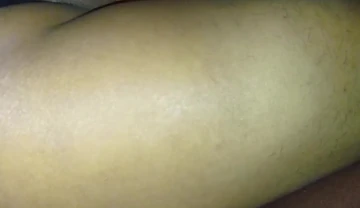 Small buttocks